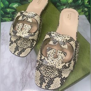GUCCI SHOES 100% AUTHENTIC GUCCI GG PYTHON LEATHER SANDALS